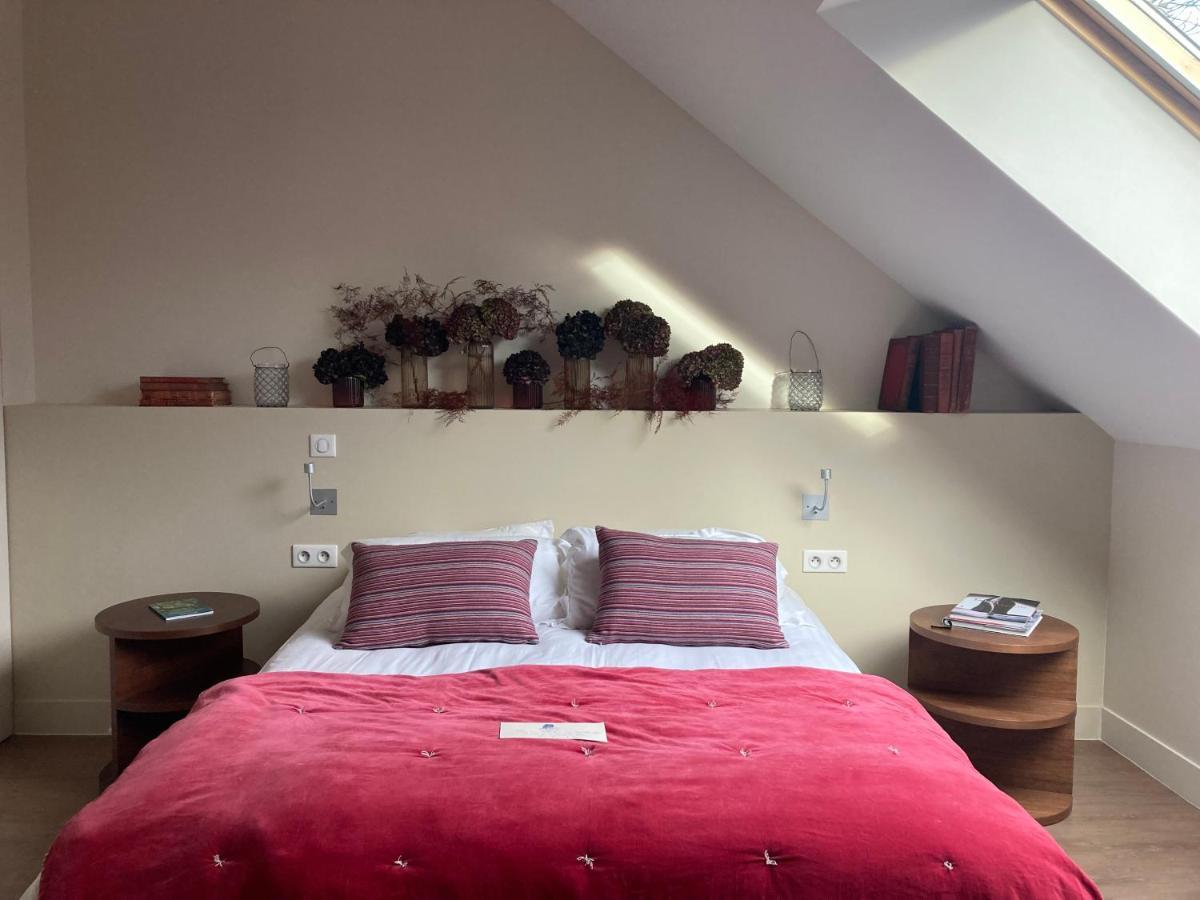 Clairefontaine-en-Yvelines Moulin De Vilgris B&B 외부 사진
