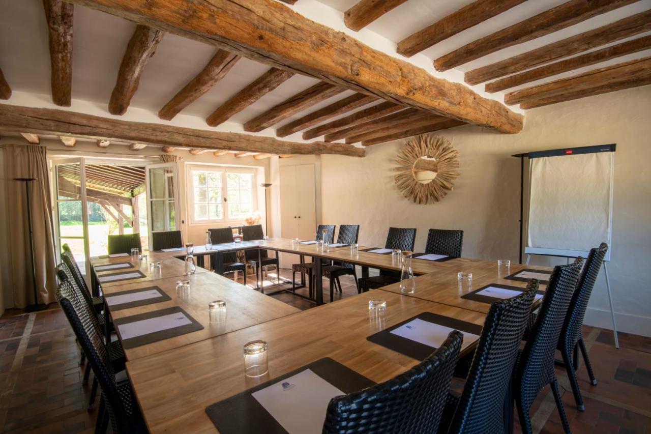 Clairefontaine-en-Yvelines Moulin De Vilgris B&B 외부 사진
